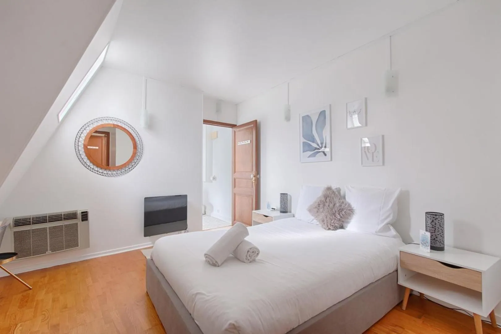Apartment Near To Saint Lazare - 6p Paris